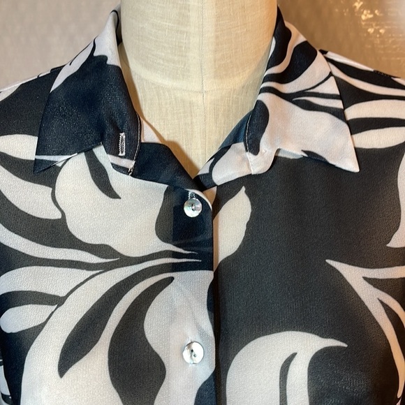 WILLOW Ridge button up blouse size XL - Picture 2 of 8